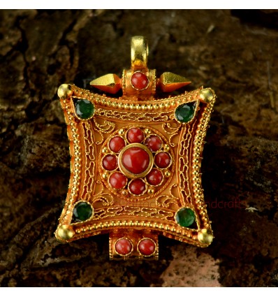 One Word Challenge: Tibetan Gau Box Jewelry – Batz Gallery