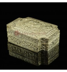 4.25" Tibetan Silver Jewelry Box