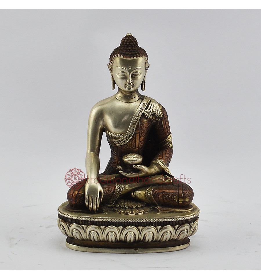 Sakyamuni deals